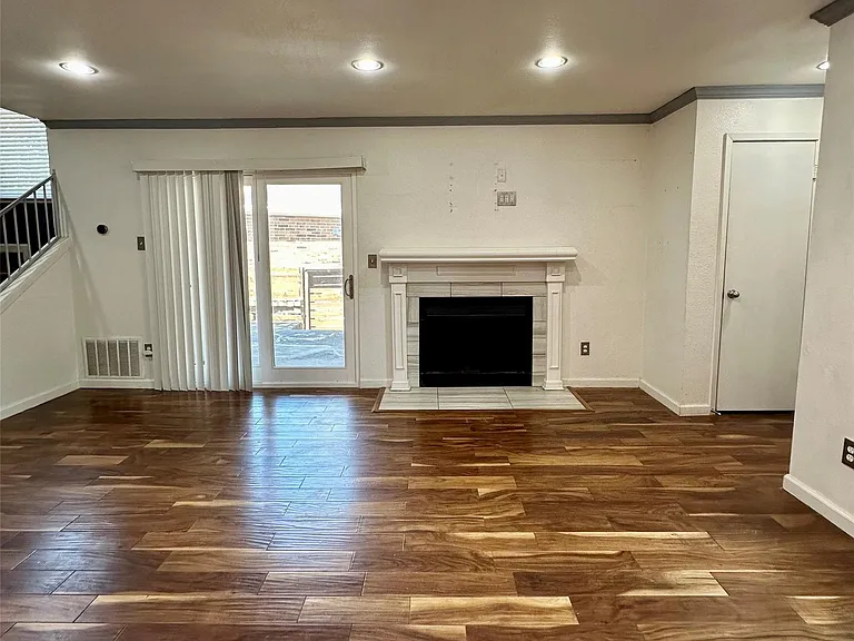 2018 W Rundberg Ln #5B — Photo 9
