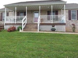 30 Hall Rd, Elkton, MD 21921