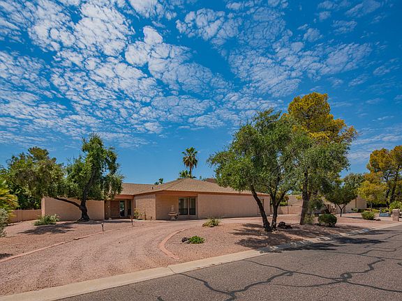 4th image of 4901 E Altadena Ave