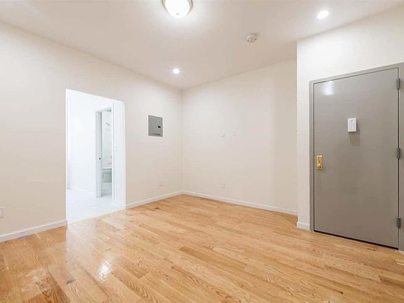 5th image of 34-10 42nd St #1