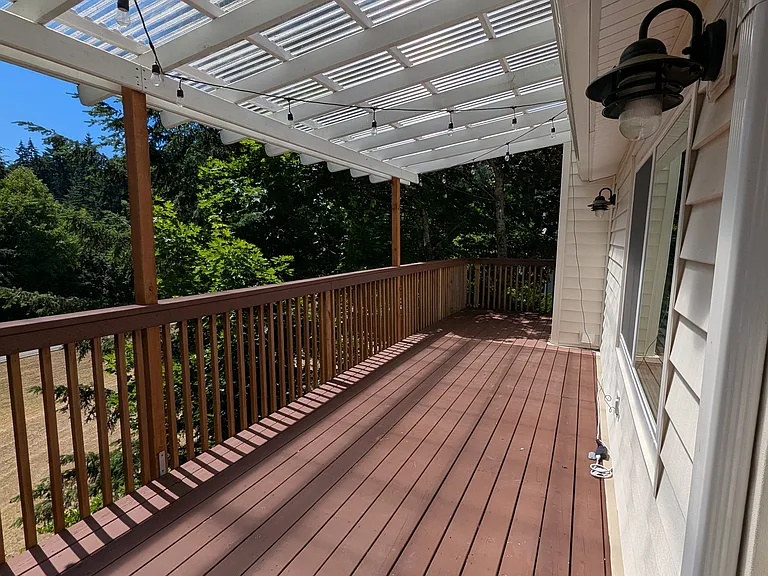 1107 NW Springer Way — Photo 32