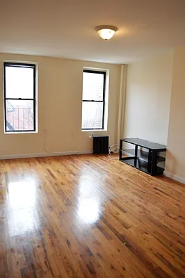 Rented by OvCo Realty | media 12