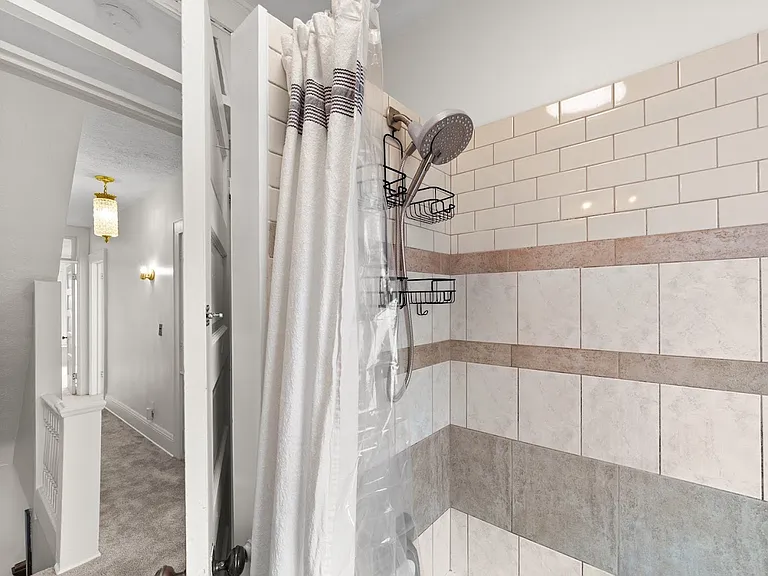 1422 Alameda Ave — Photo 12