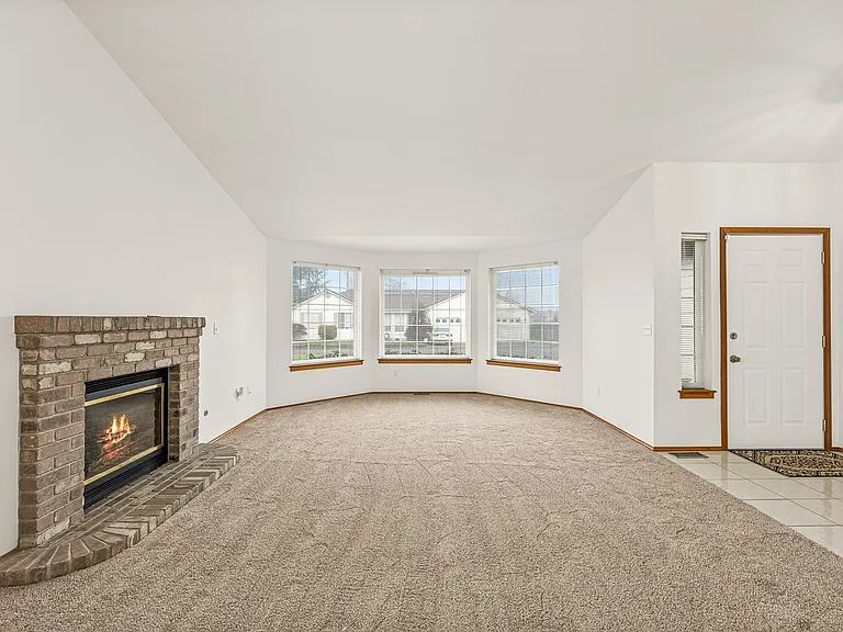 1224 143rd St E — Photo 7