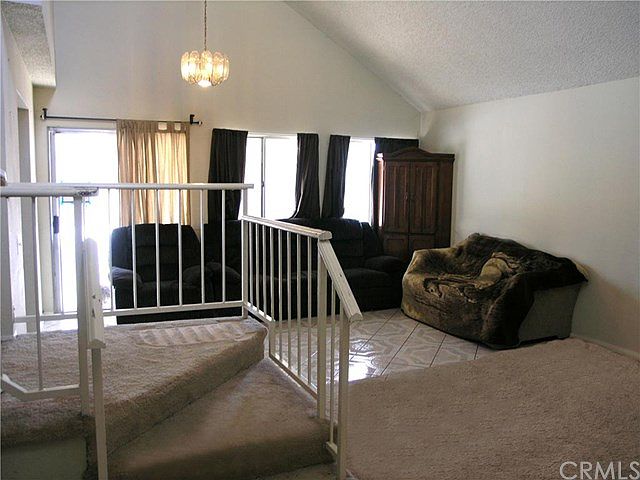2nd image of 24161 Sun Valley Rd