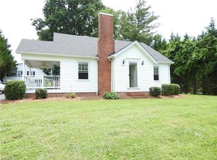 147 N Main St, Jonesville, NC 28642