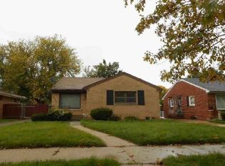 5273 N 55th St, Milwaukee, WI 53218