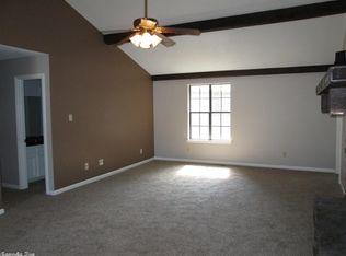 11 Coronado Cv, Maumelle, AR 72113