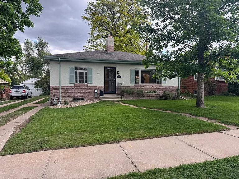 1236 Holly St — Photo 2