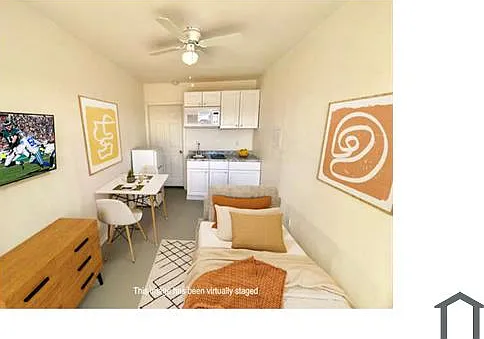 11316 Palm Dr #2