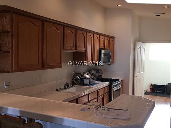 3rd image of 241 Big Horn Dr