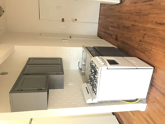 Rented by The Maestro Group | media 12