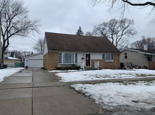 400 Lauren Ln, Buffalo Grove, IL 60089