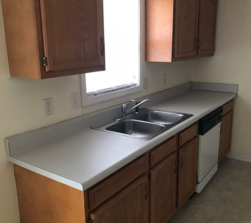 2nd image of 113 Charlestowne Way APT F