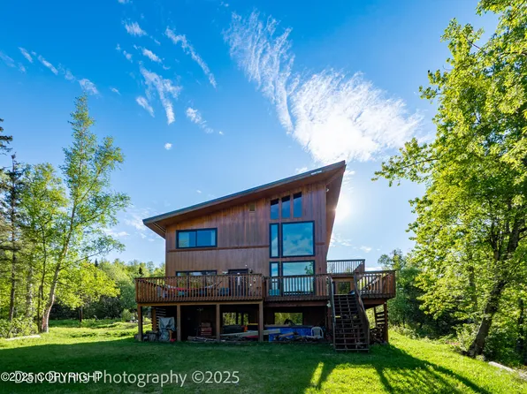 11730 Broadwater Dr, Eagle River, AK 99577