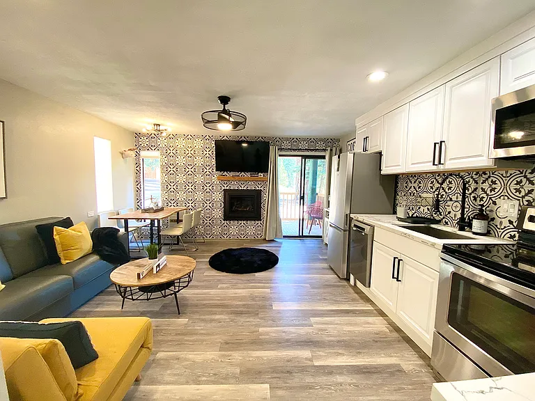1300 Regency Way #68 — Photo 43