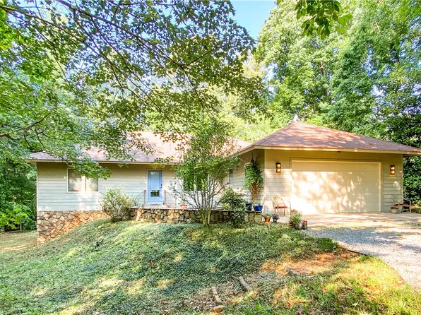 431 Cleveland Ferry Rd, Fair Play, SC 29643