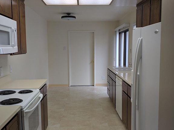 5th image of 6247 Blauer Ln