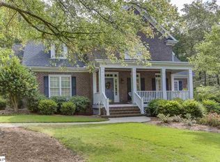 8 Moore Ln, Greenville, SC 29615