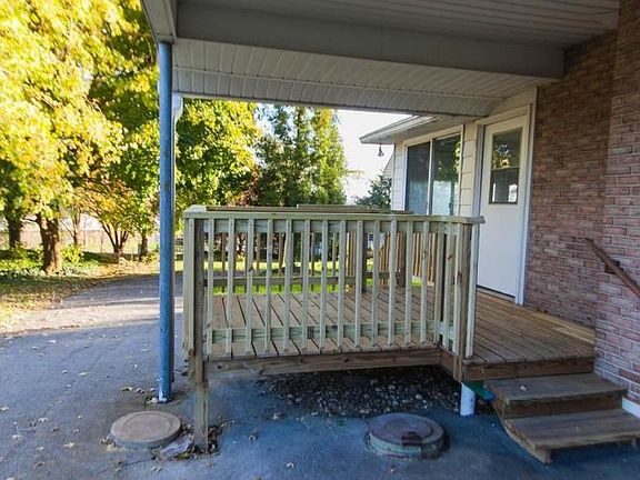 4th image of 1144 Cedar Crest Dr