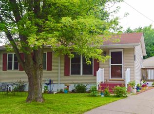 521 28th Ave W, Milan, IL 61264