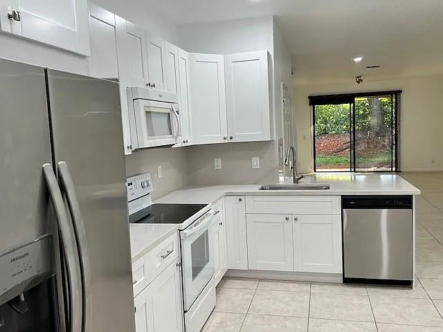 4150 Forest Dr — Photo 7