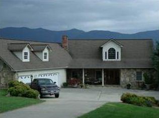 6236 Airline Rd, Young Harris, GA 30582