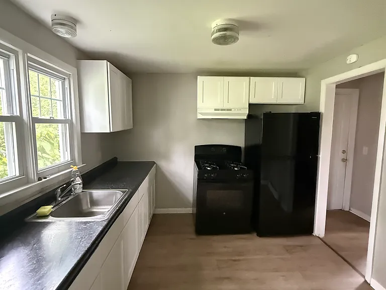 10 Kilborn St #75B — Photo 5