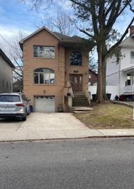 1st image of 461 Bard Ave