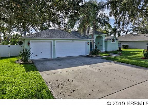 5th image of 5933 Shady Creek Ln