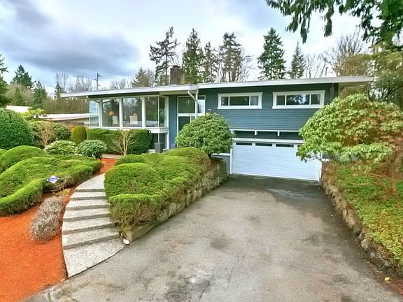 4th image of 14223 NE 80th Pl