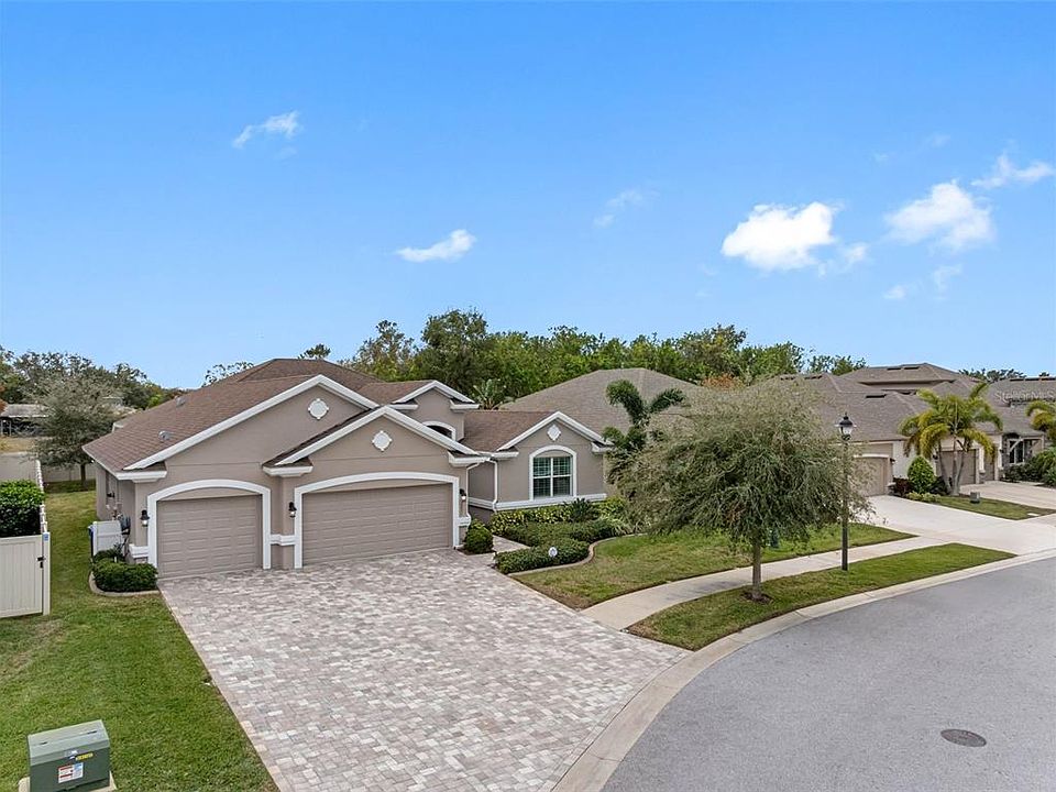 1st image of 2271 Highwood Ct