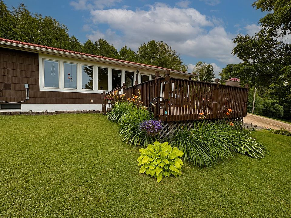 1st image of 561 Sheldon Brook Road