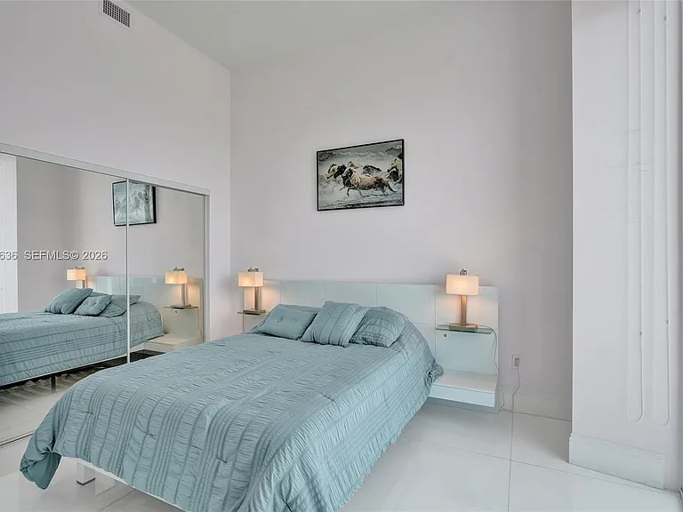 16001 Collins Ave #4305 — Photo 24