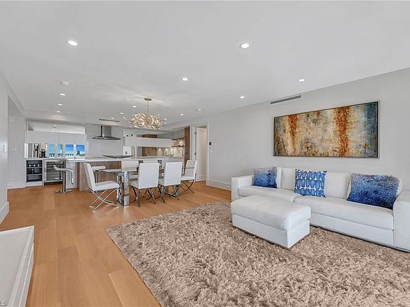 2nd image of 2885 Gulf Shore Blvd N APT 702