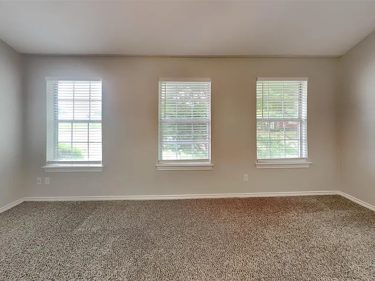 1701 Shiprock Dr — Photo 12