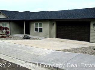 755 Valley Vista St, Sutherlin, OR 97479