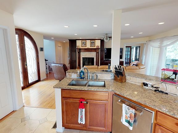 4th image of 12151 Nandua Shores Dr