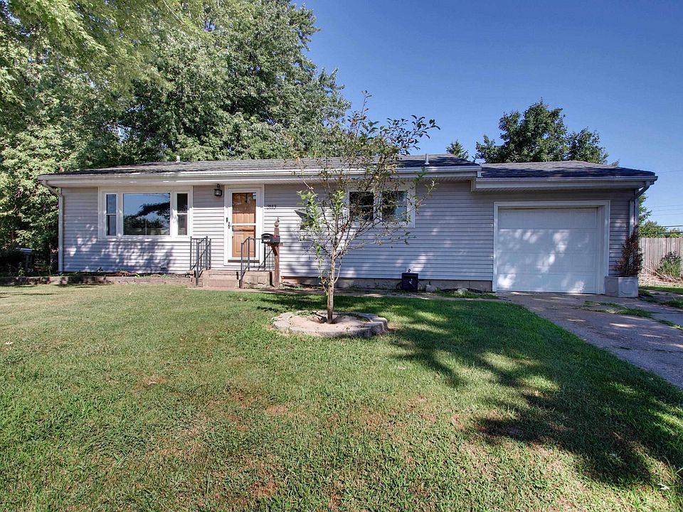 3113 N College Ave, Quincy, IL 62301 Zillow