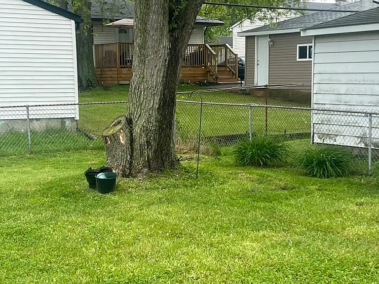 22311 Clyde Ave — Photo 14