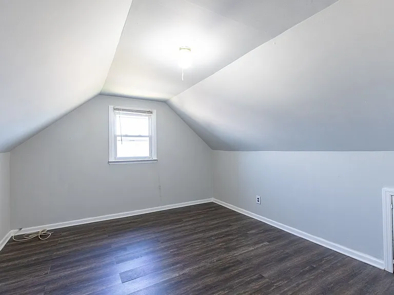 3 Leick Ave — Photo 19
