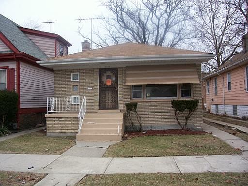 1st image of 13833 Edbrooke Ave