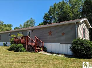 2638 Weaver Rd, Fredonia, NY 14063