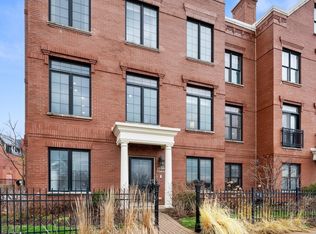 1988 Patriot Blvd, Glenview, IL 60026