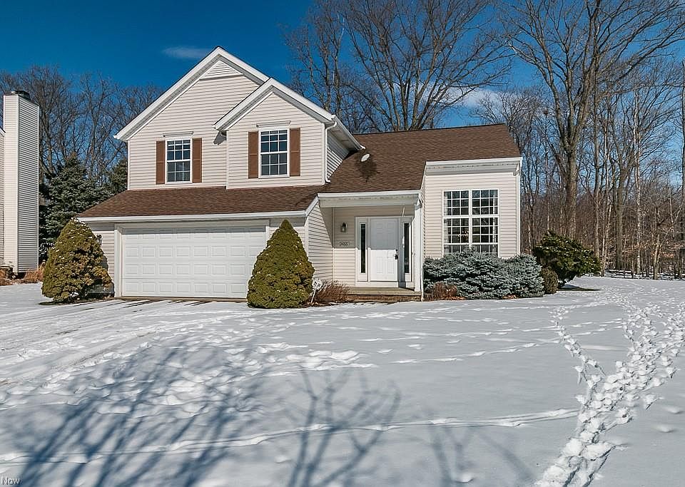 1st image of 24881 Rushmore Dr