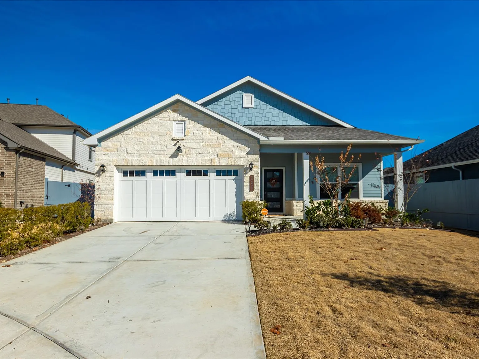 3 bed, 2.0 bath, 1676 sqft, $3,000 — Photo 3