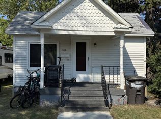 606 Ohmer St, Bottineau, ND 58318
