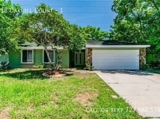 318 Oakhill Ct #1, Palm Harbor, FL 34683