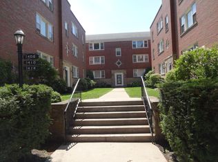 1414 Central St APT 1N, Evanston, IL 60201
