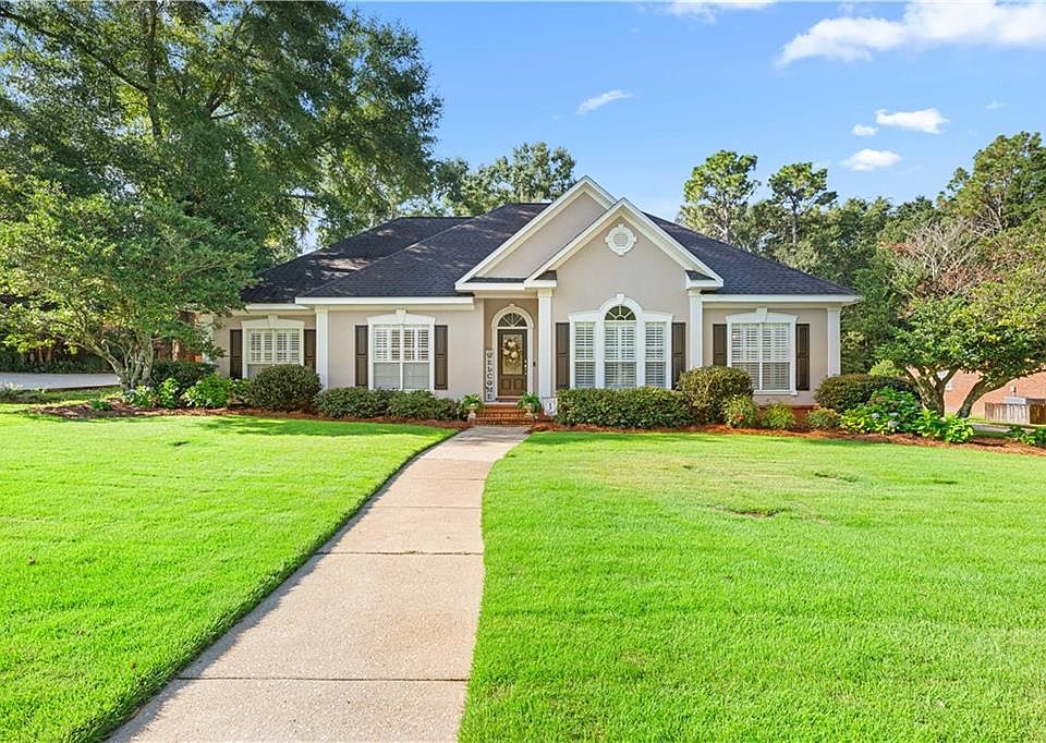 1st image of 154 Easton Cir
